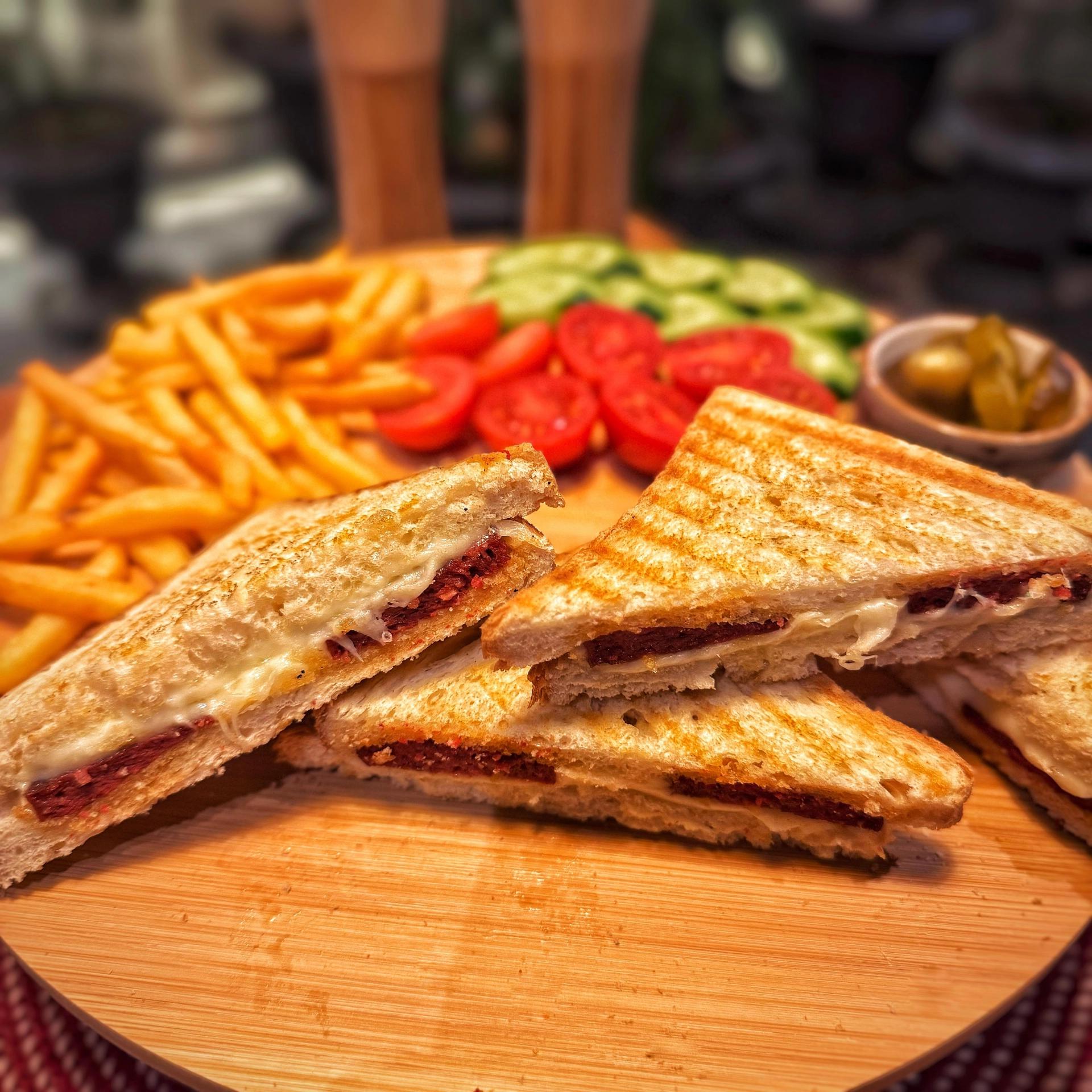 Karışık Tost