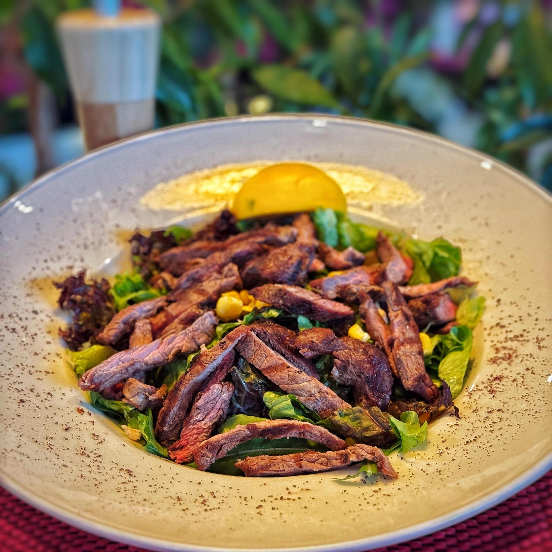 Izgara Bonfile Salata