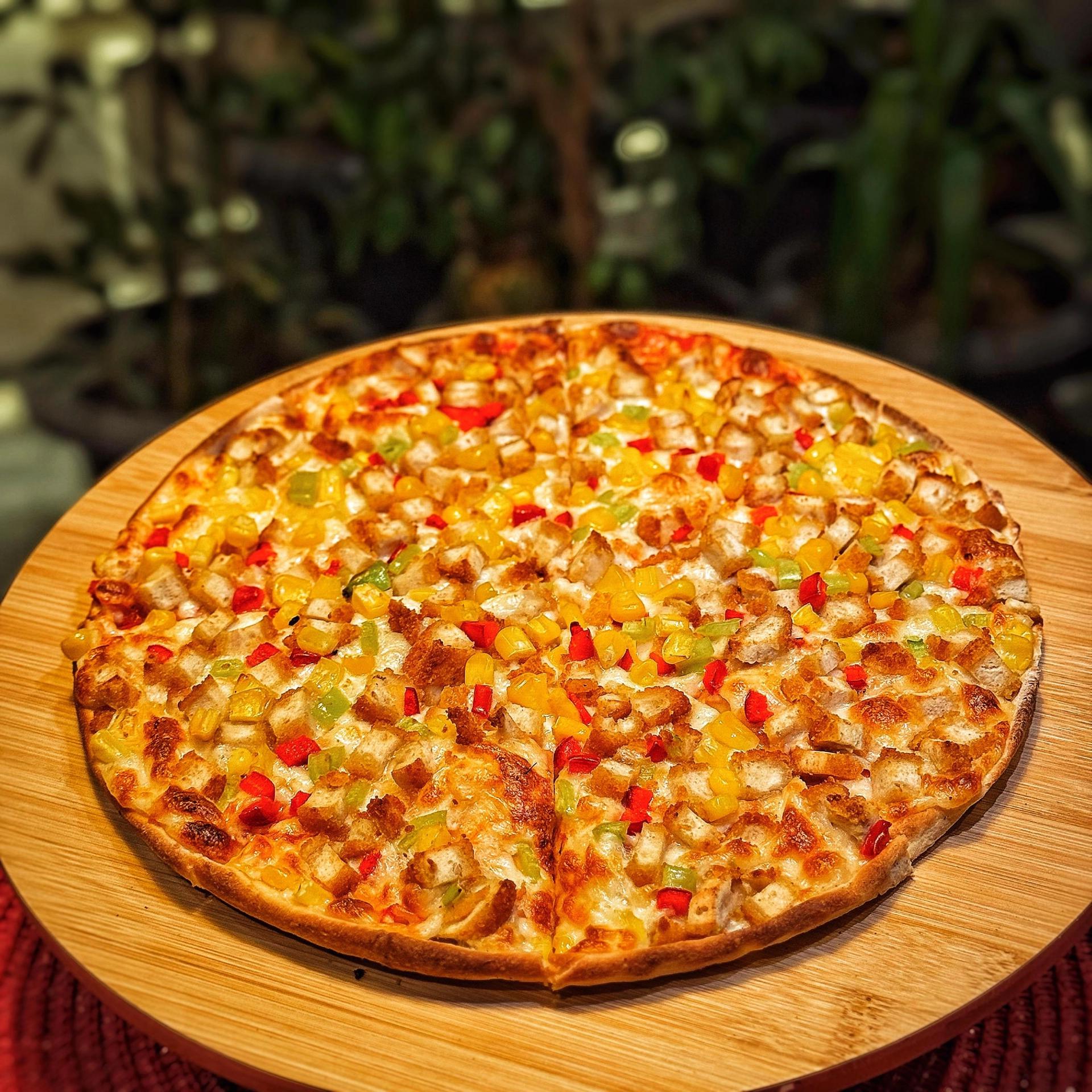 Tavuklu Pizza