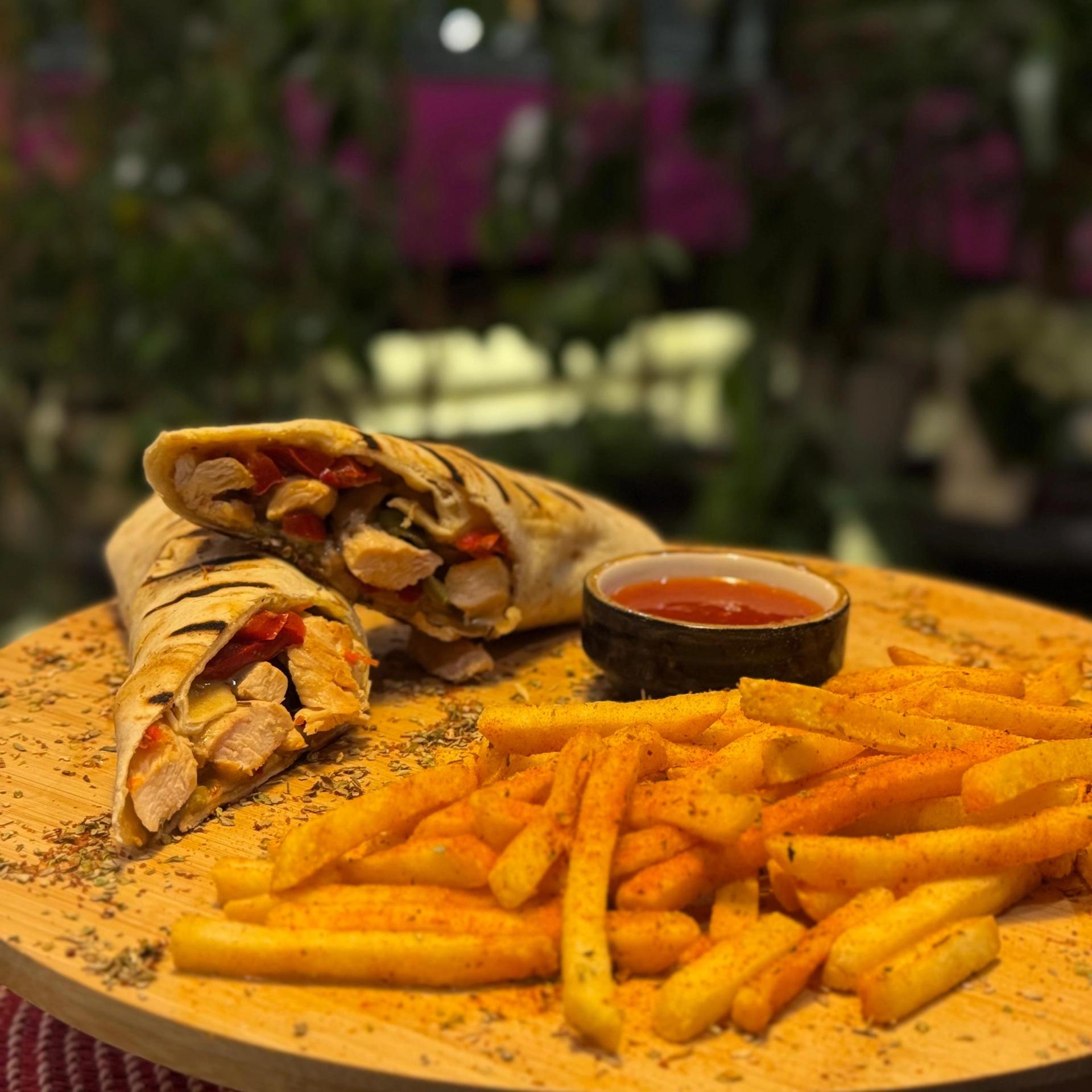 Kremalı Tavuk Wrap